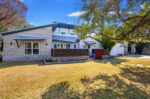 1801 Carlotta Ln, Austin, TX 78733-1555