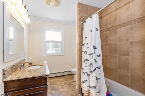 97 Roosevelt Ave, Paterson NJ  07506-0015 exterior