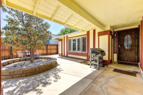 8145 Canyon Oak Dr, Citrus Heights, CA 95610-0639