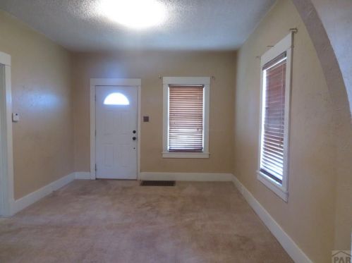 525 Madison St, Pueblo, CO 81004-2337