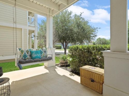 9225 Sweeney Ct, Aubrey, TX 76227-5713