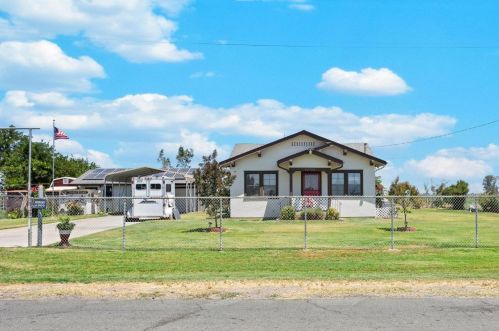 22782 3rd Ave, Stevinson, CA 95374-9744
