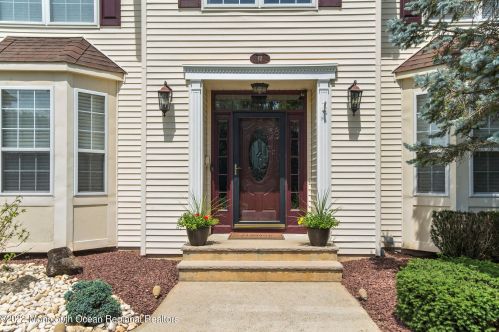 12 Tuscany Dr, Jackson Twp, NJ 08527-3168