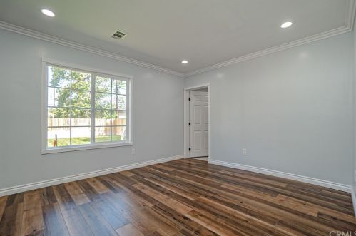 511 Allen Ave, Glendale CA  91201-2505 exterior