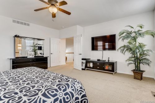 6118 Fundy Way, Aurora CO 80016-3860 exterior