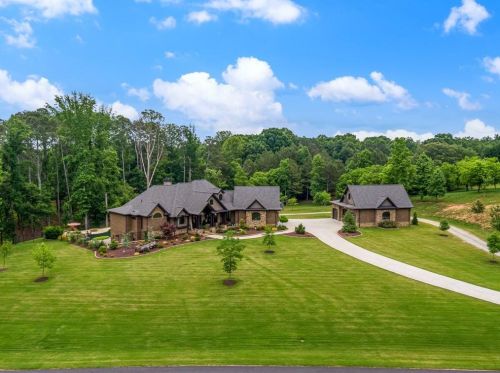 140 Soapstone Way, Holly Springs, GA 30115-6683