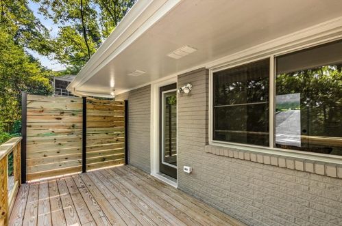 1639 Crestline Dr, Atlanta GA  30345-3820 exterior