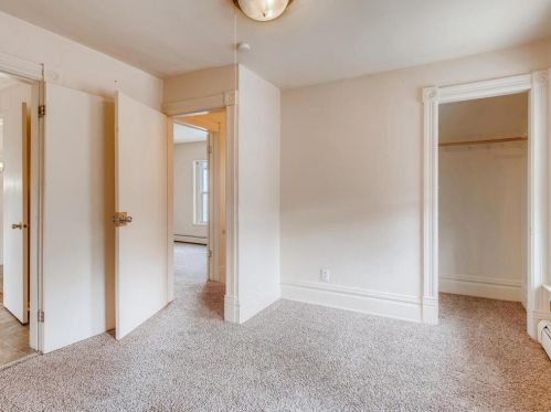 659 Charles Ave, Saint Paul MN  55104-2717 exterior