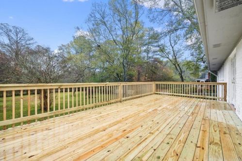 3005 Riviera Dr, Conyers GA  30012-2756 exterior