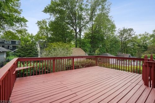 44 Courter Ave, Maplewood NJ  07040-2715 exterior