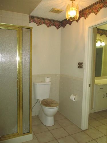 1800 Lk Shr Ct, Fort Worth TX  exterior