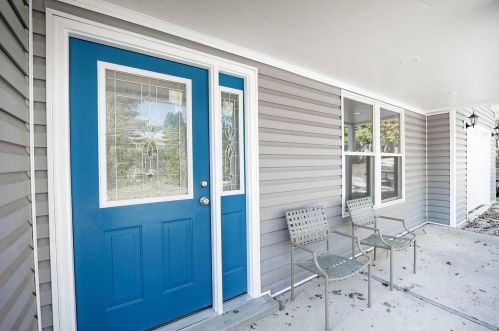 210 Laverne Dr, Fenton, MO 63026-4416