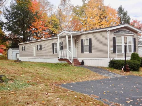 196 Sandhurst Dr, Laconia, NH 03246-1374