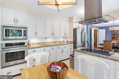 12201 Remington Dr, Silver Spring MD 20902-1533 exterior