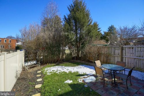 309 Rider Ave, Lancaster PA  17603-4832 exterior