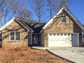 1445 Independence Sq, Kannapolis, NC 28081-9234