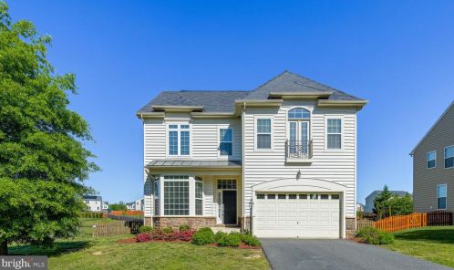 80 Royal Crescent Way, Fredericksburg, VA 22406-7296