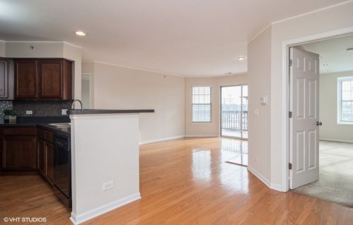 223 Lynn Dr, Palatine, IL 60067-8819
