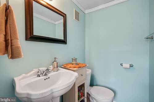 88 Falmouth Rd, Trenton NJ  08620-1515 exterior