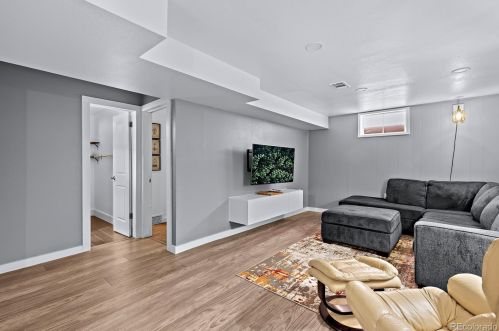 7021 Zuni St, Denver CO  80221-7402 exterior