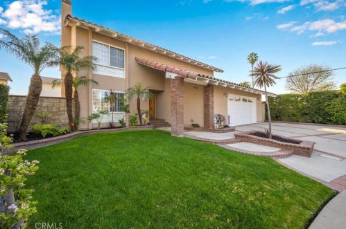 4018 Cheshire Dr, Cypress, CA 90630-2708
