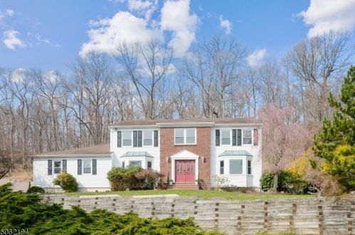 15 Howell Dr, Town Center, NJ 07052-2248