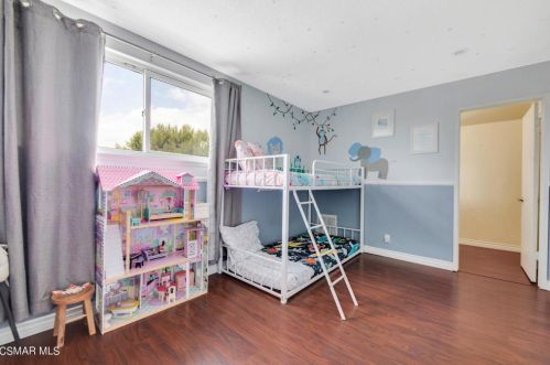 2839 Elizondo Ave, Simi Valley CA 93065-4615 exterior