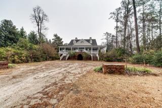 2425 Bay St, Georgetown, SC 29440-4259