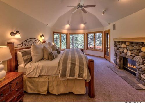 355 Skidder Trl, Truckee CA  96161-3931 exterior