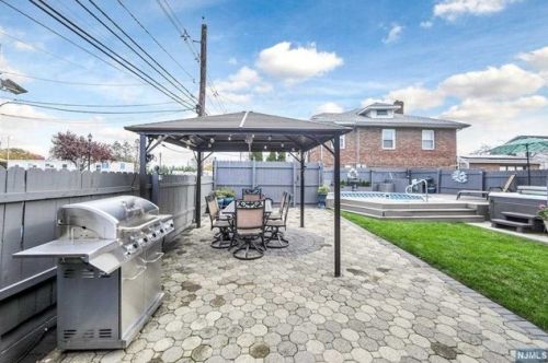 182 12th St, Wood-Ridge NJ  07075-2067 exterior