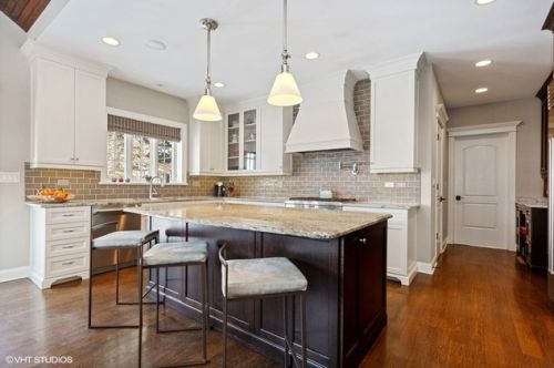 26 Golf Ave, Willowbrook IL  exterior