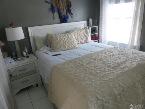 339 Stockton St, Perth Amboy, NJ 08861-3909