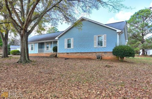 70 Pine Ct, Stockbridge, GA 30281-5841
