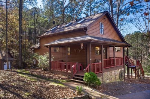 957 Land Rd, Holly Springs, GA 30114-4979