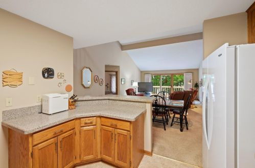 1875 County Road F, Saint Paul MN  55110-3841 exterior