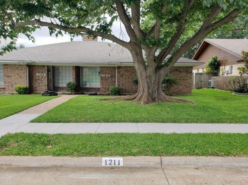 1211 Mill Valley Dr, Plano TX  75075-7517 exterior