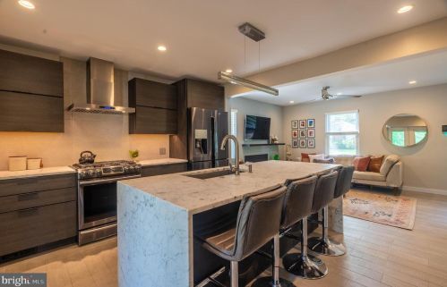 9907 Markham St, Silver Spring MD 20901-2233 exterior