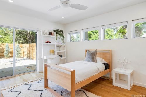 225 Clermont St, Denver CO  80246-1038 exterior