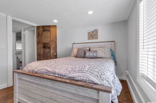 819 300, Woodland Hills UT 84653-9423 exterior