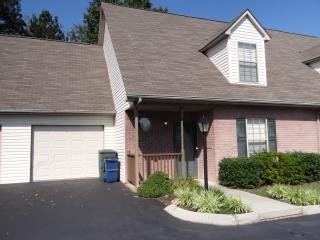 3459 Hamilton Pl, Morristown, TN 37814-2591