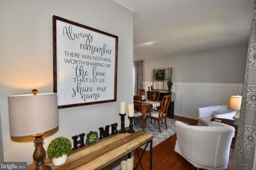 12175 Hopper Ln, Bristow, VA 20136-1931