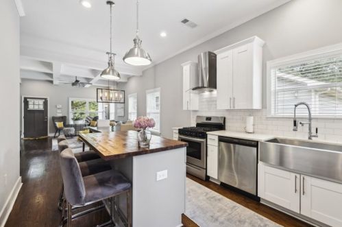 1795 Langston Ave, Atlanta GA  30310-4560 exterior