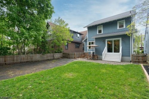 86 Midland Blvd, Maplewood NJ  07040-1810 exterior