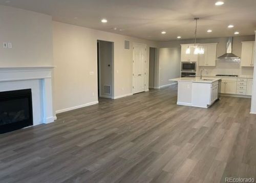 36 Undergrove St, Denver, CO 80018