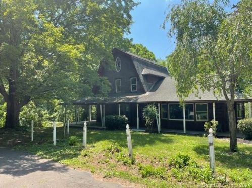 215 Maiden Ln, Durham, CT 06422-2011