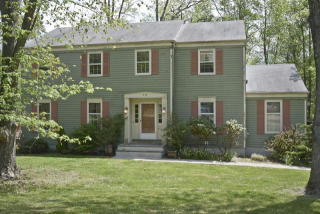 15 Warwick Rd, Morristown, NJ 07960-3228