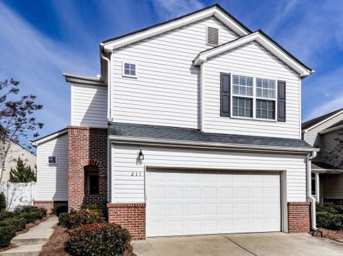 217 Hiawassee Dr, Holly Springs GA  30188-7839 exterior
