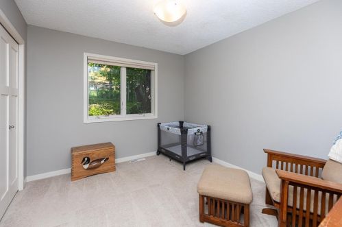 989 Farrell St, Saint Paul MN  55119-5203 exterior