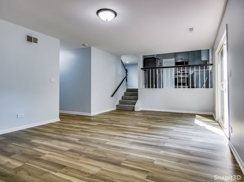 190 Coachlite Trl, Carol Stream IL  60188-2008 exterior