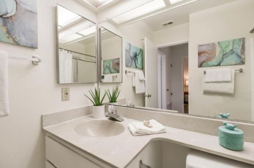 732 Sterling Dr, San Leandro CA 94578-4172 exterior